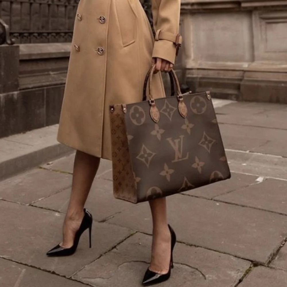 Like New!!! NWT! Louis Vuitton OnTheGo LV Reverse Canvas GIANT Monogram GM - Picture 6 of 16